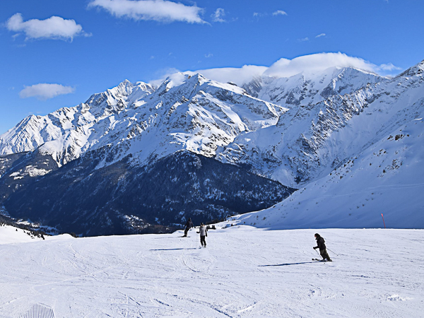 Les Contamines ski resort - France