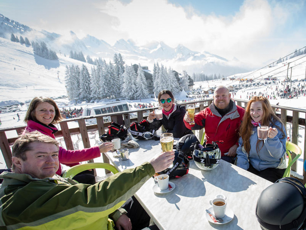 5 Reasons to Take a Ski Weekend or Midweek Break in the French Alps