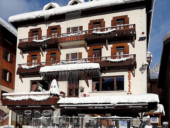 Pointe Percée 2 Star Traditional Ski Hotel le Grand Bornand France